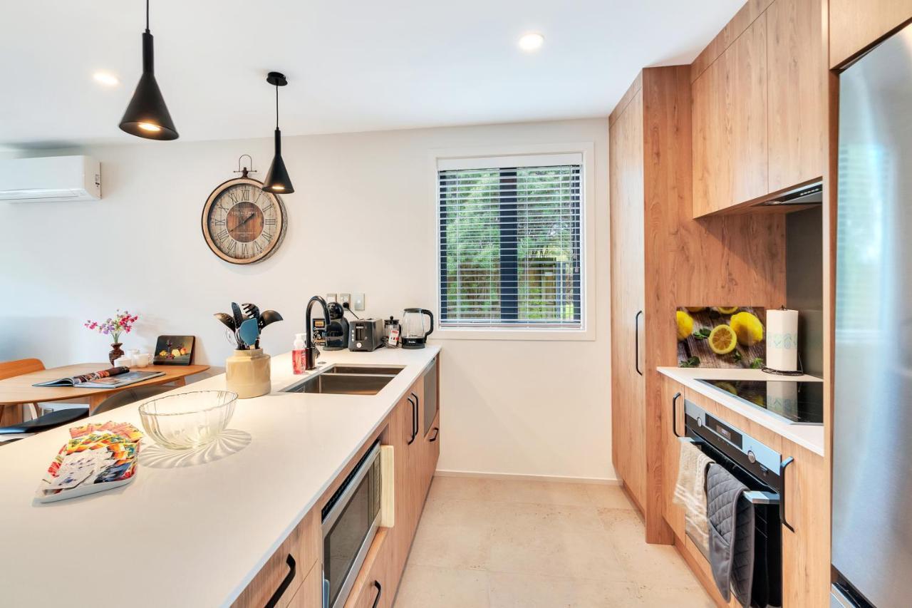 Greenwich Townhouse With Parking And Air-Con Оукланд Екстериор снимка