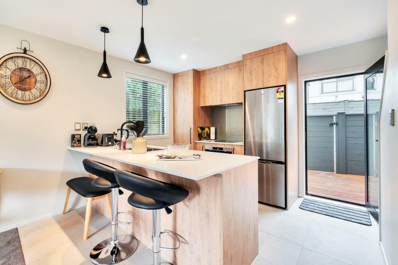 Greenwich Townhouse With Parking And Air-Con Оукланд Екстериор снимка