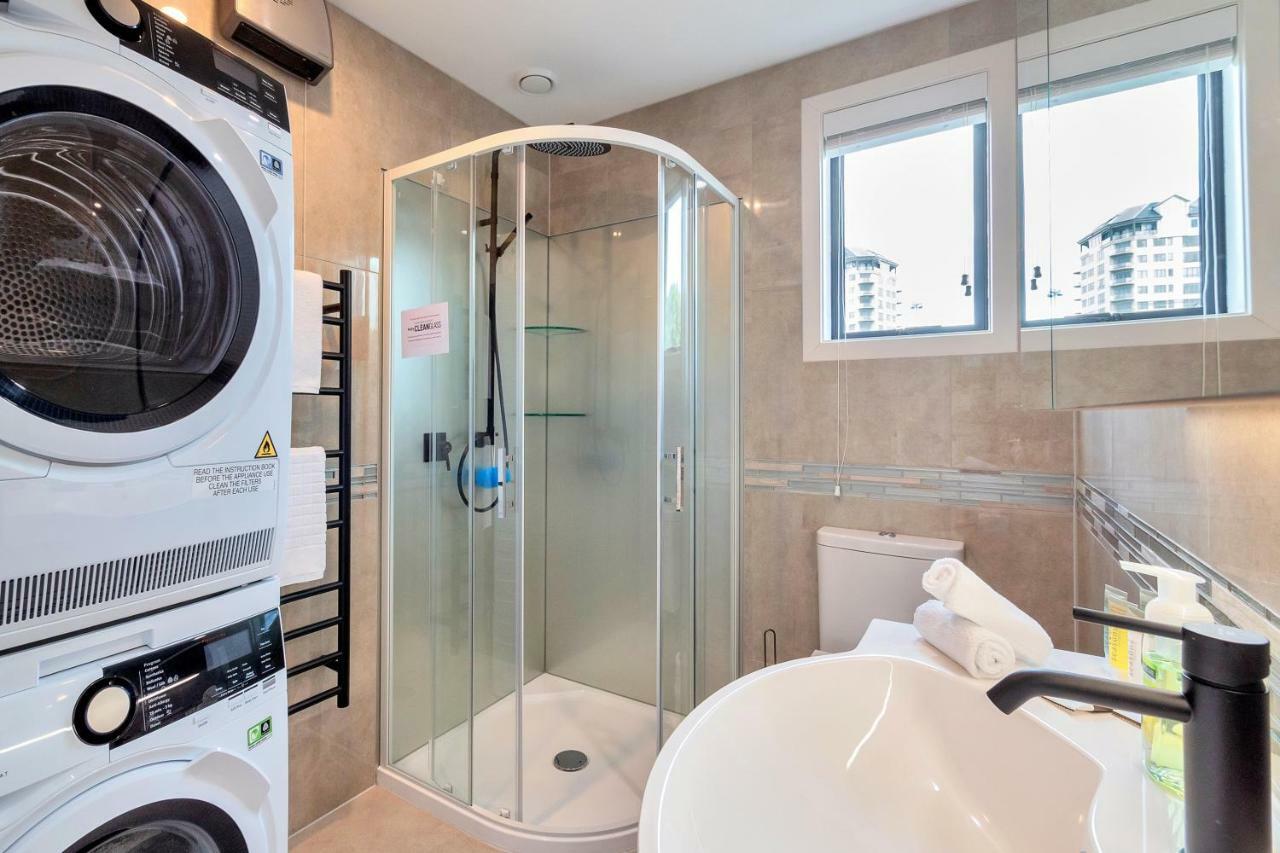 Greenwich Townhouse With Parking And Air-Con Оукланд Екстериор снимка